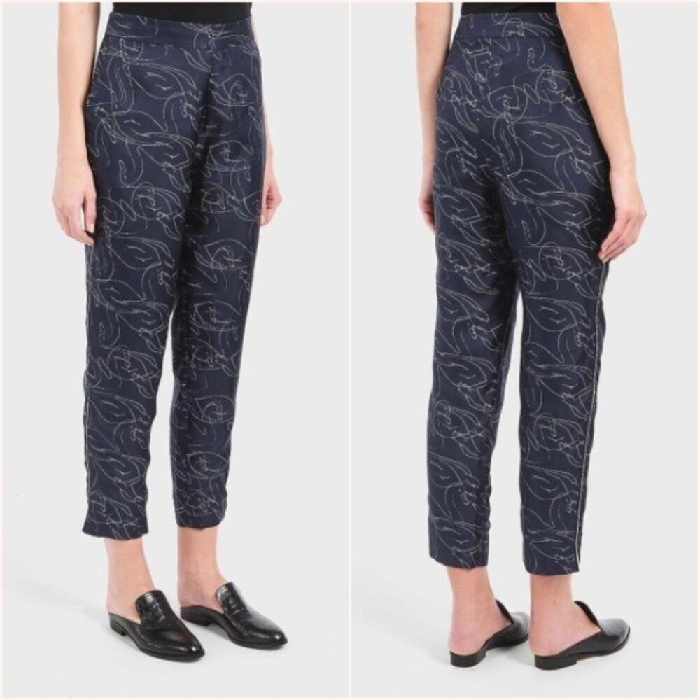 Victoria Beckham Cropped Pyjama Silk Trousers Abstract Swan Print Navy 4‎